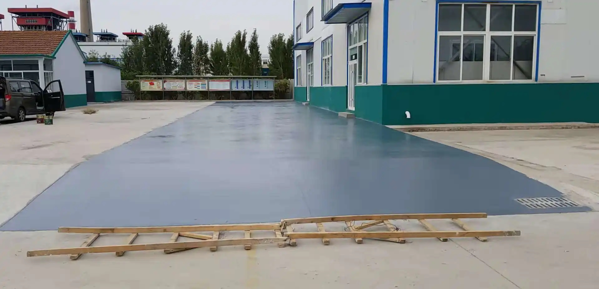 静海车间厂房地坪漆修补翻新